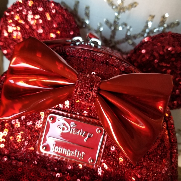 loungefly Minnie mouse red sequin minibackpack - Picture 8 of 8